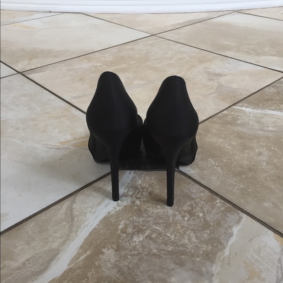 GUESS Zoey Satin Rhinestone Peep toe - Picture 3 of 4